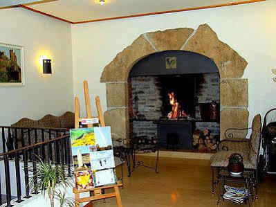 Les Chemins Francis - Modern Hotel Bagnols-les-Bains Bagian luar foto